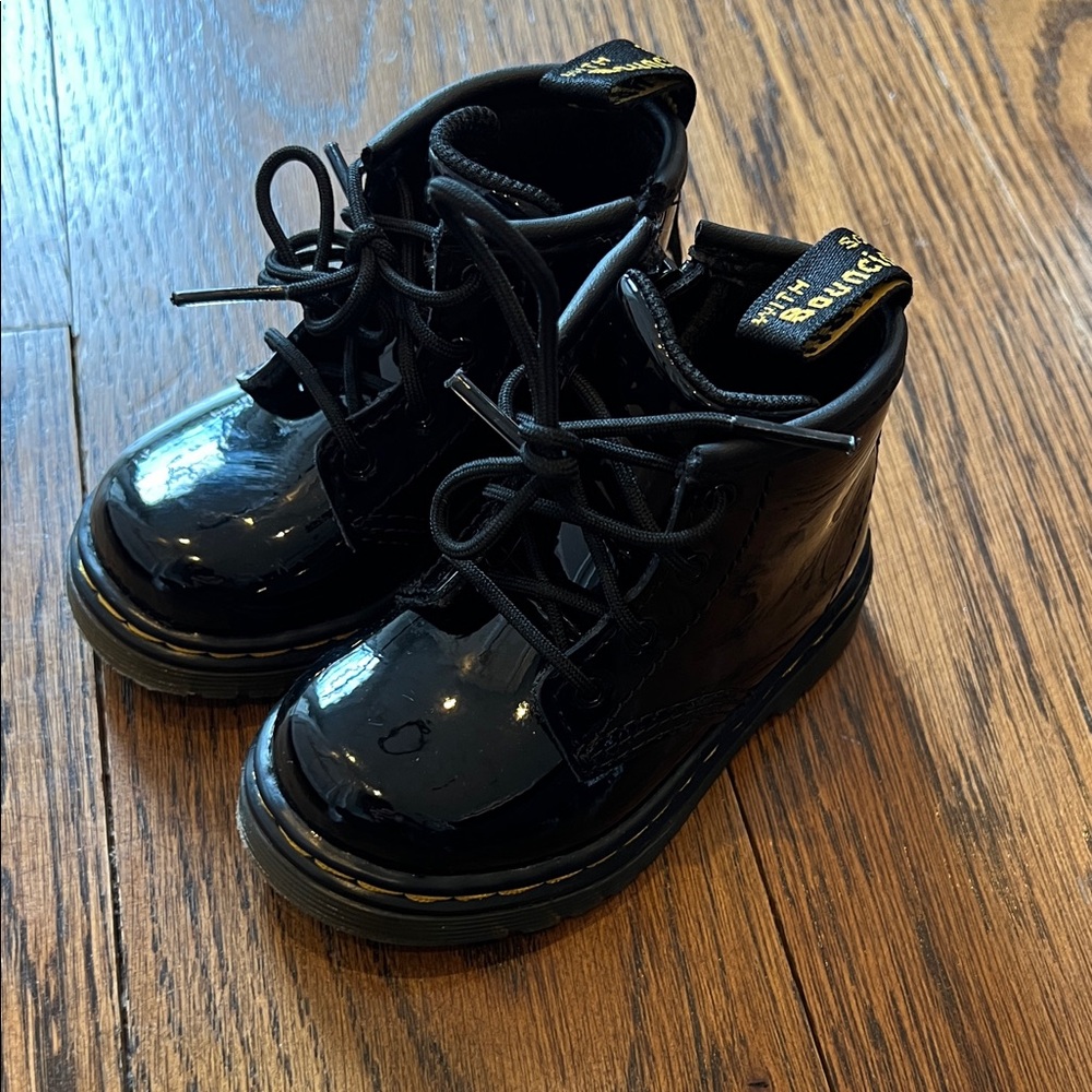 Dr. Martens Shiny Black Infant/Toddler Boots